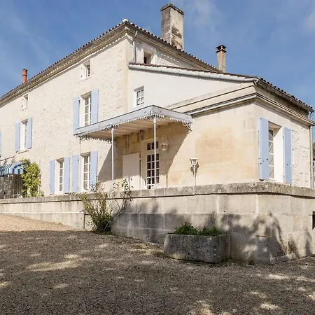 Hotel Logis Les Pigeons Blancs