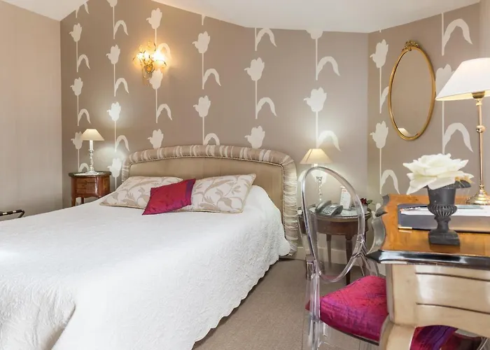 Logis Les Pigeons Blancs 3* Cognac