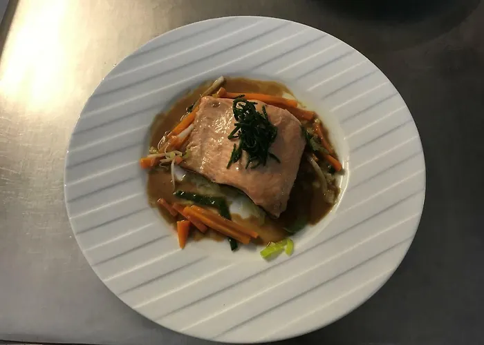 Logis Les Pigeons Blancs 3*